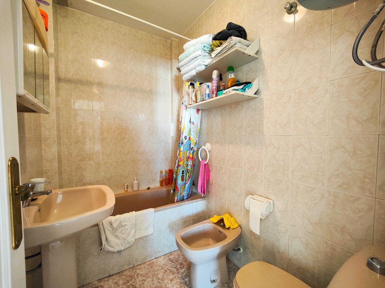 1-Bedroom Penthouse in La Siesta, Torrevieja - Image 19