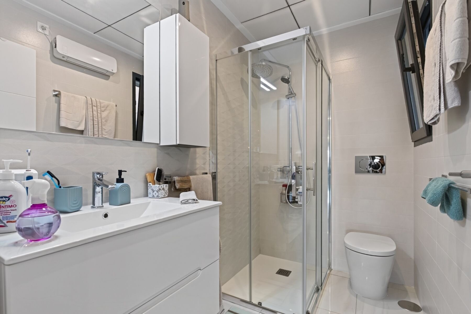 3-Bedroom Villa in Comunidad Valenciana, Bigastro - Image 12