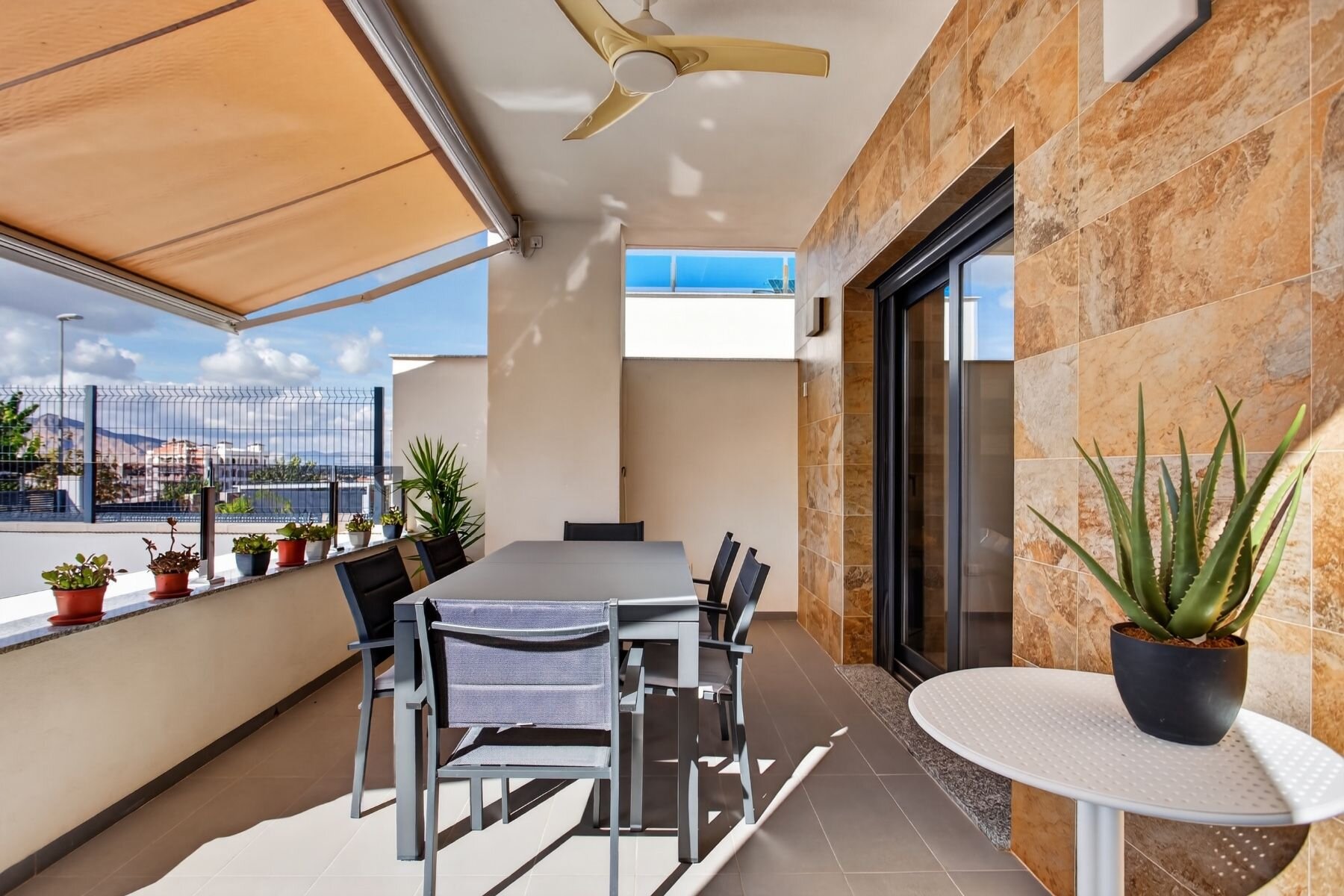 3-Bedroom Villa in Comunidad Valenciana, Bigastro - Image 17