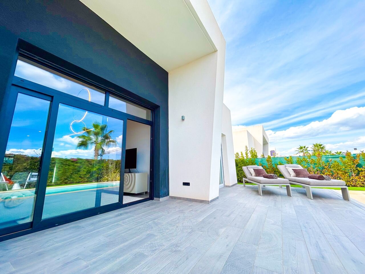 3-Bedroom Villa in Pueblo 3, Algorfa - Image 4