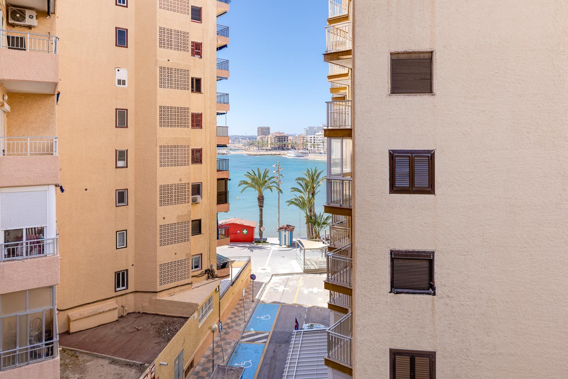 Mieszkanie z 3 Sypialniami w Playa del Cura, Torrevieja - Image 4