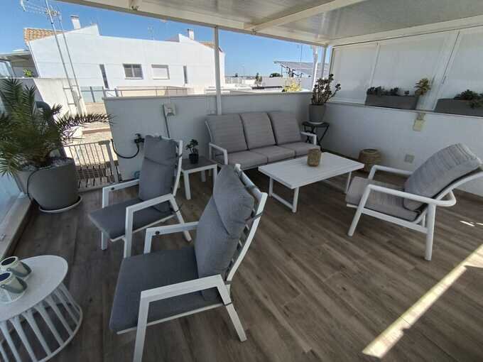 2-Bedroom Villa in Comunidad Valenciana, Almoradi - Image 13