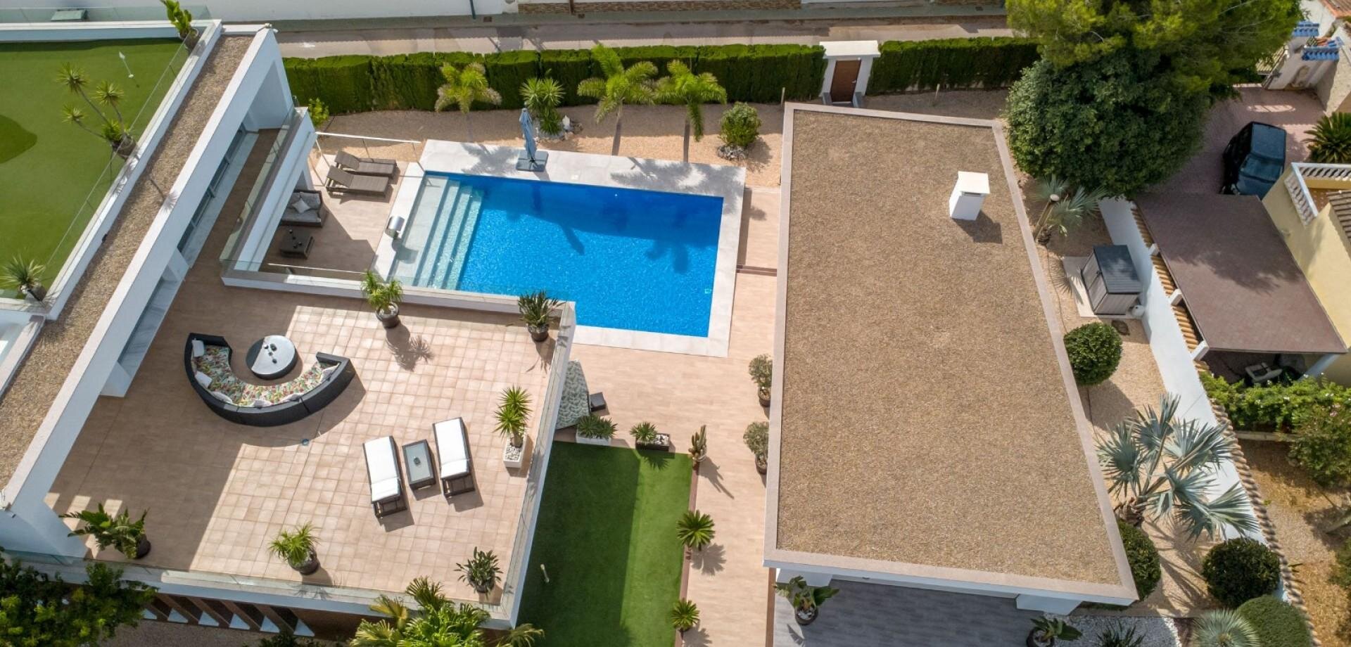 4-Bedroom Villa in Pilar de la Horadada - Image 16