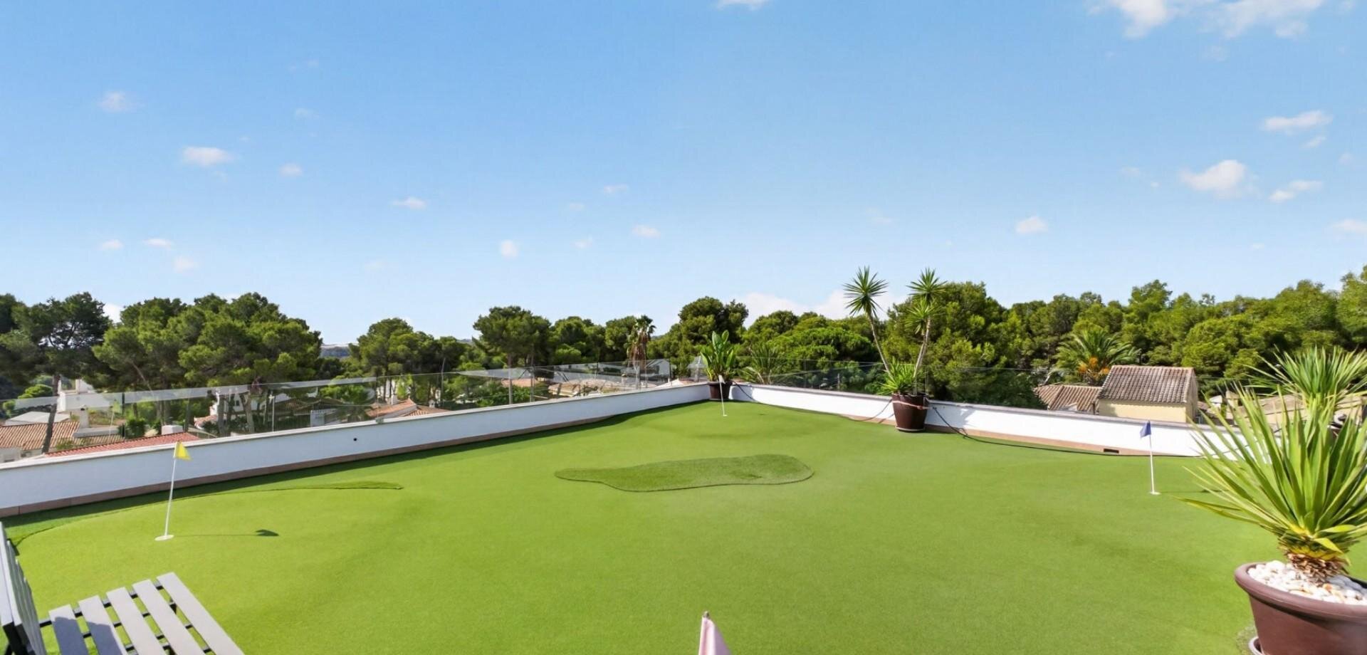 4-Bedroom Villa in Pilar de la Horadada - Image 37