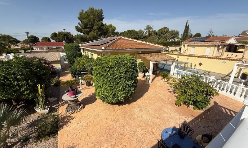 4-Bedroom Villa in Pinar de Campoverde, Pilar de la Horadada - Image 18