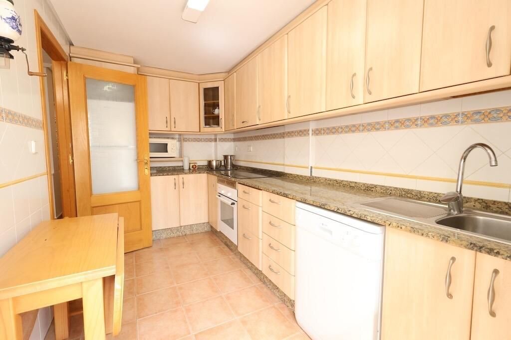 3-Bedroom House in Campoamor, Orihuela Costa - Image 13