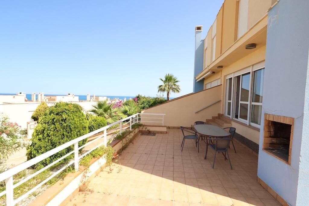 3-Bedroom House in Campoamor, Orihuela Costa - Image 3