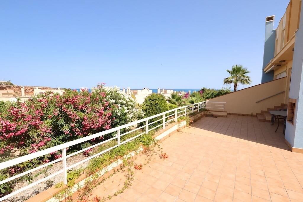 3-Bedroom House in Campoamor, Orihuela Costa - Image 5