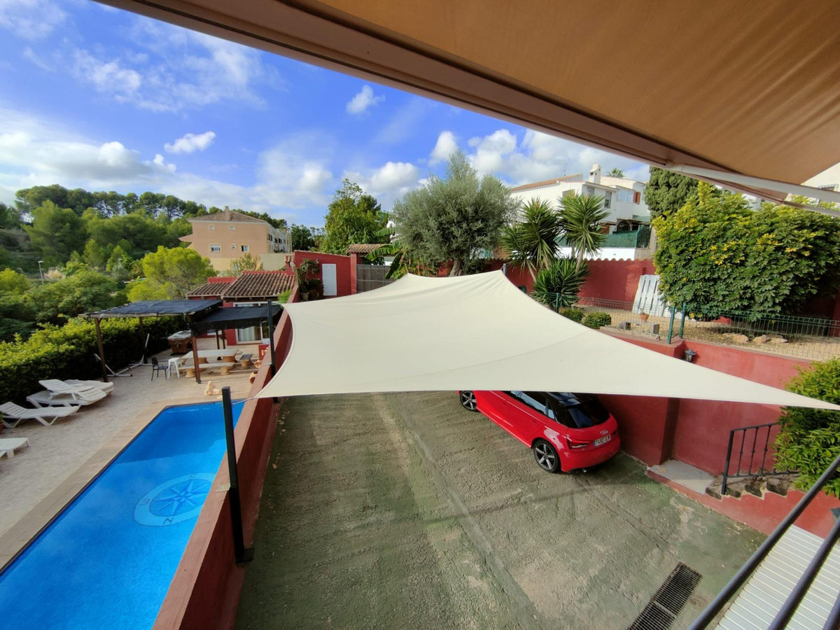 Bungalow z 4 Sypialniami w, La Nucia - Image 19