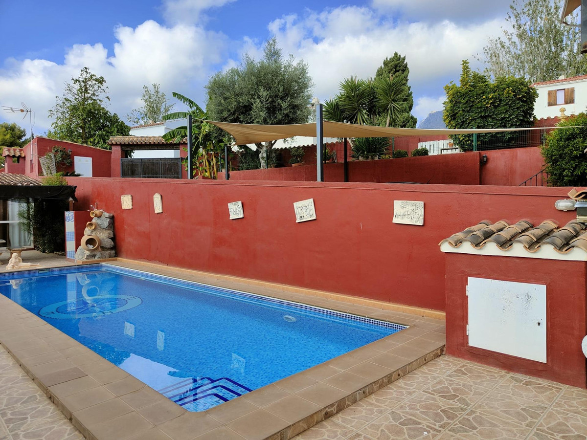 Bungalow z 4 Sypialniami w, La Nucia - Image 21