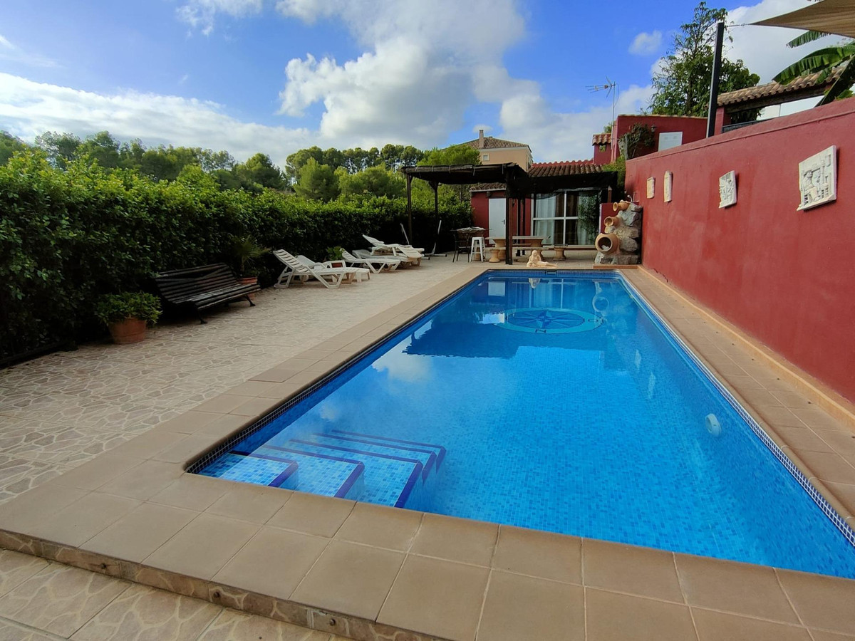 Bungalow z 4 Sypialniami w, La Nucia - Image 22