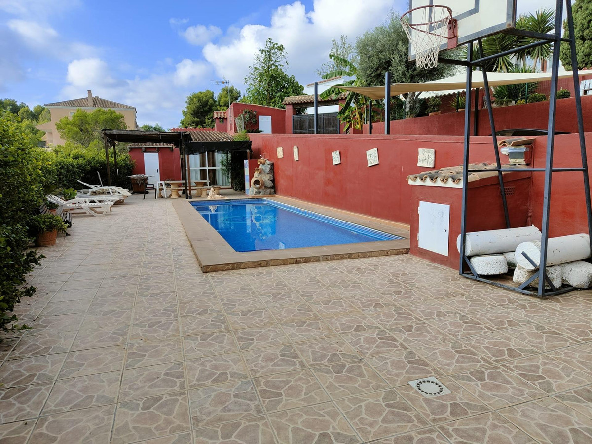 Bungalow z 4 Sypialniami w, La Nucia - Image 23