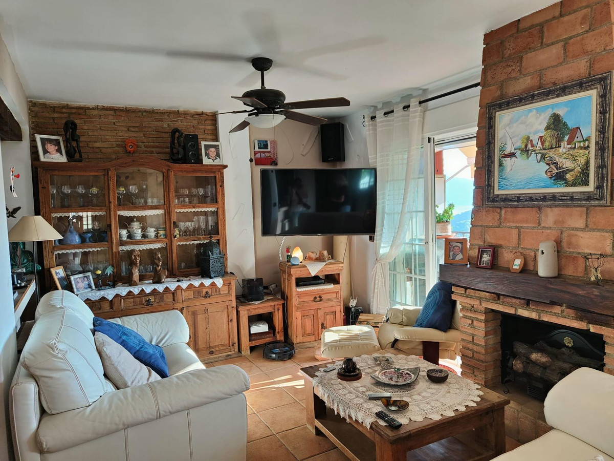 Bungalow z 4 Sypialniami w, La Nucia - Image 9