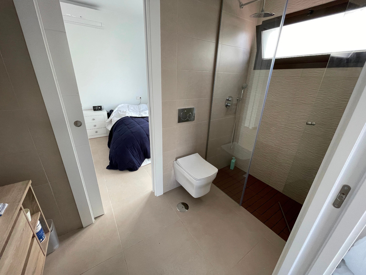 3-Bedroom Detached House in Benijofar | Sunny Casas - Co... - Image 18