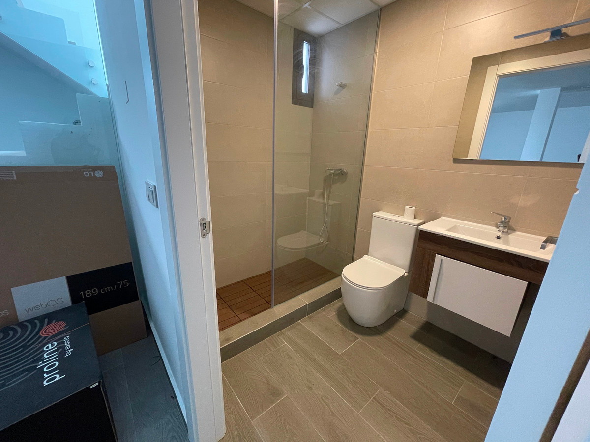 3-Bedroom Detached House in Benijofar | Sunny Casas - Co... - Image 24