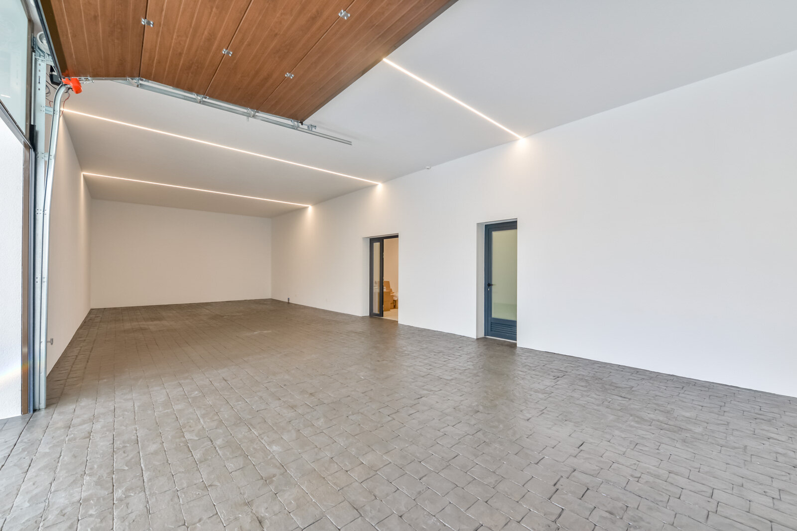 8-Bedroom Villa in Finestrat - Image 4
