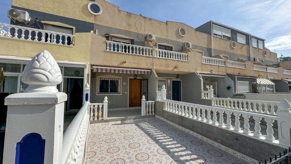 2-Bedroom House in Playa Flamenca, Orihuela Costa