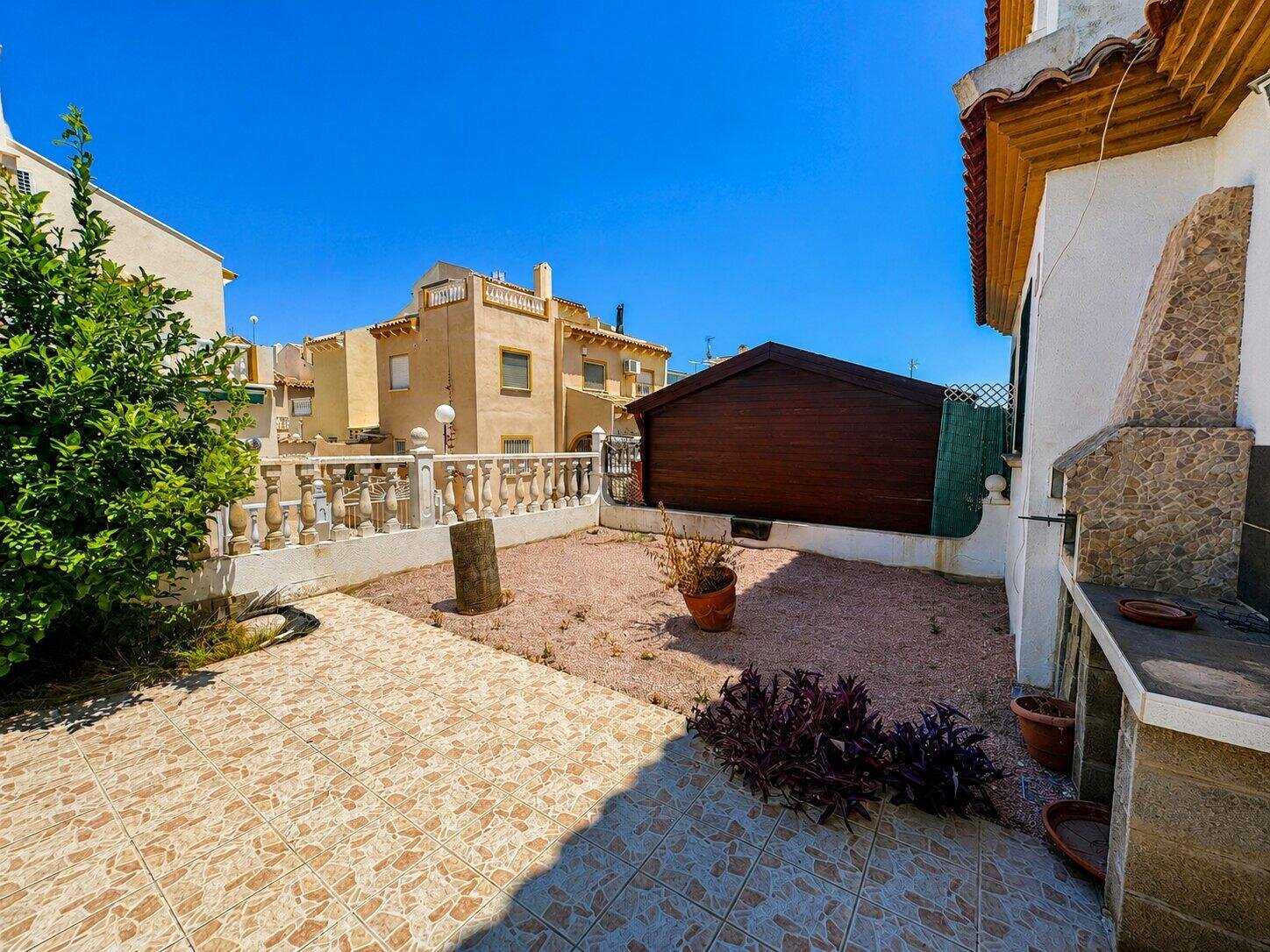 Maison mitoyenne de 3 Chambres à Playa Flamenca, Orihuela Costa - Image 4