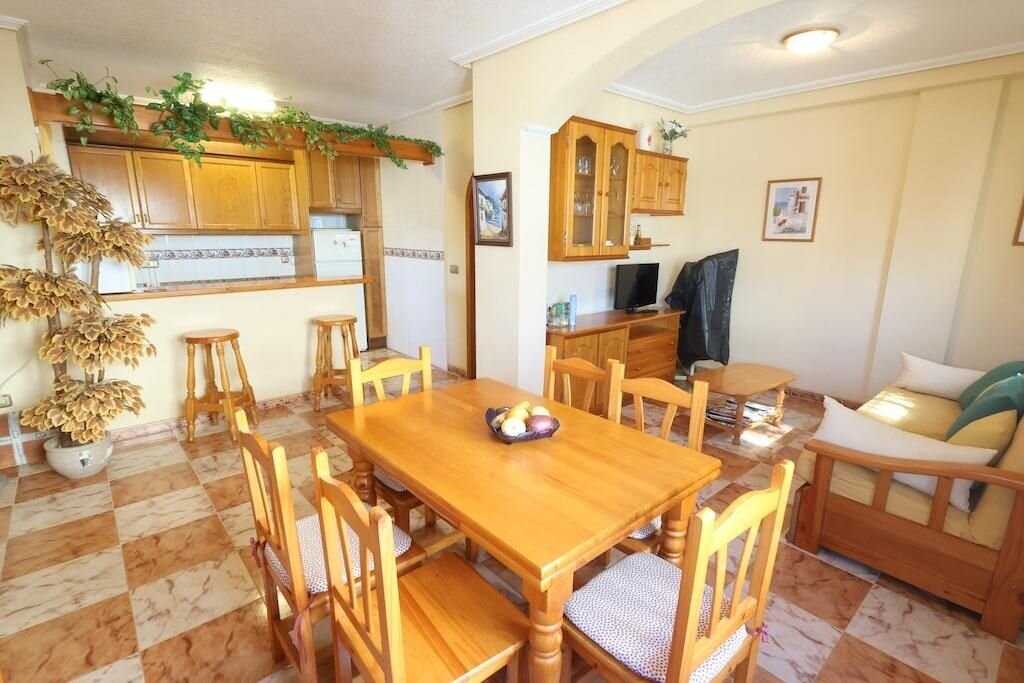 2-Bedroom House in Playa Flamenca, Orihuela Costa - Image 7