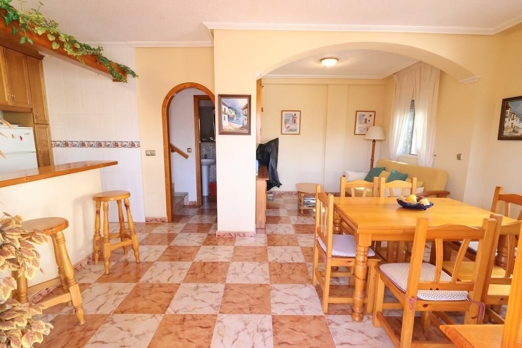 2-Bedroom House in Playa Flamenca, Orihuela Costa - Image 8