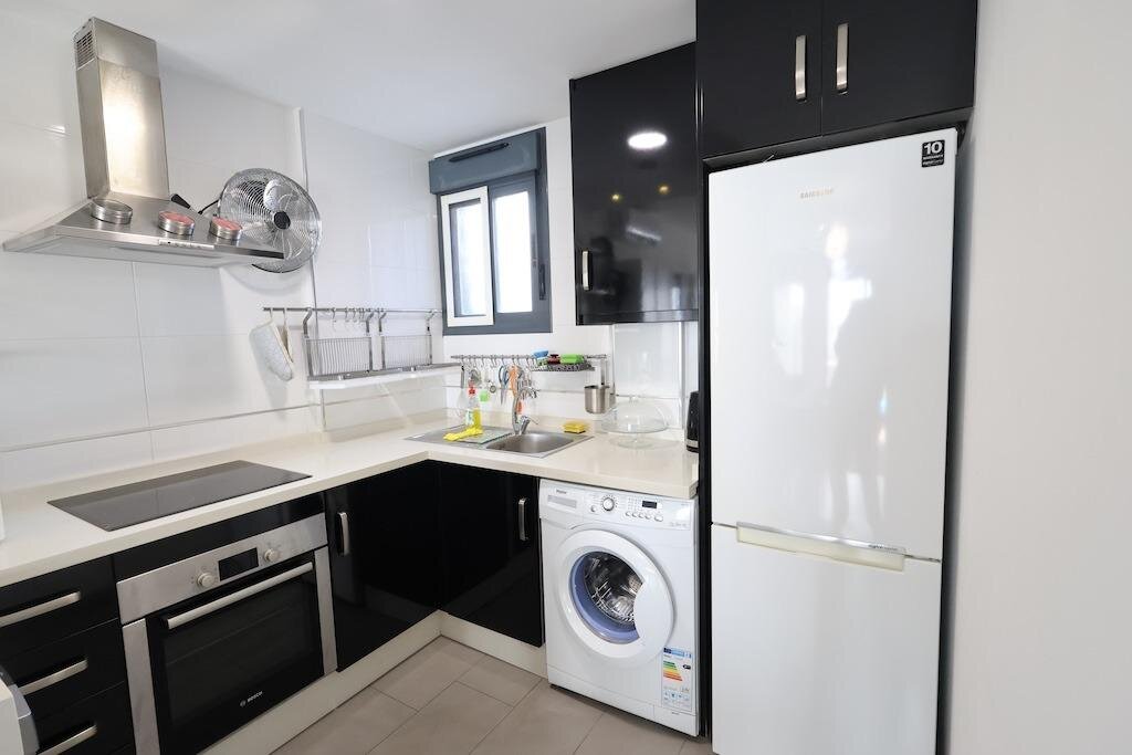2-Bedroom Bungalow in La Zenia, Orihuela Costa - Image 3