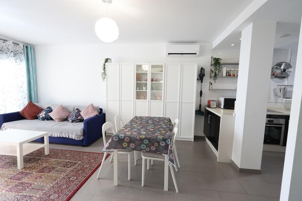 2-Bedroom Bungalow in La Zenia, Orihuela Costa - Image 7