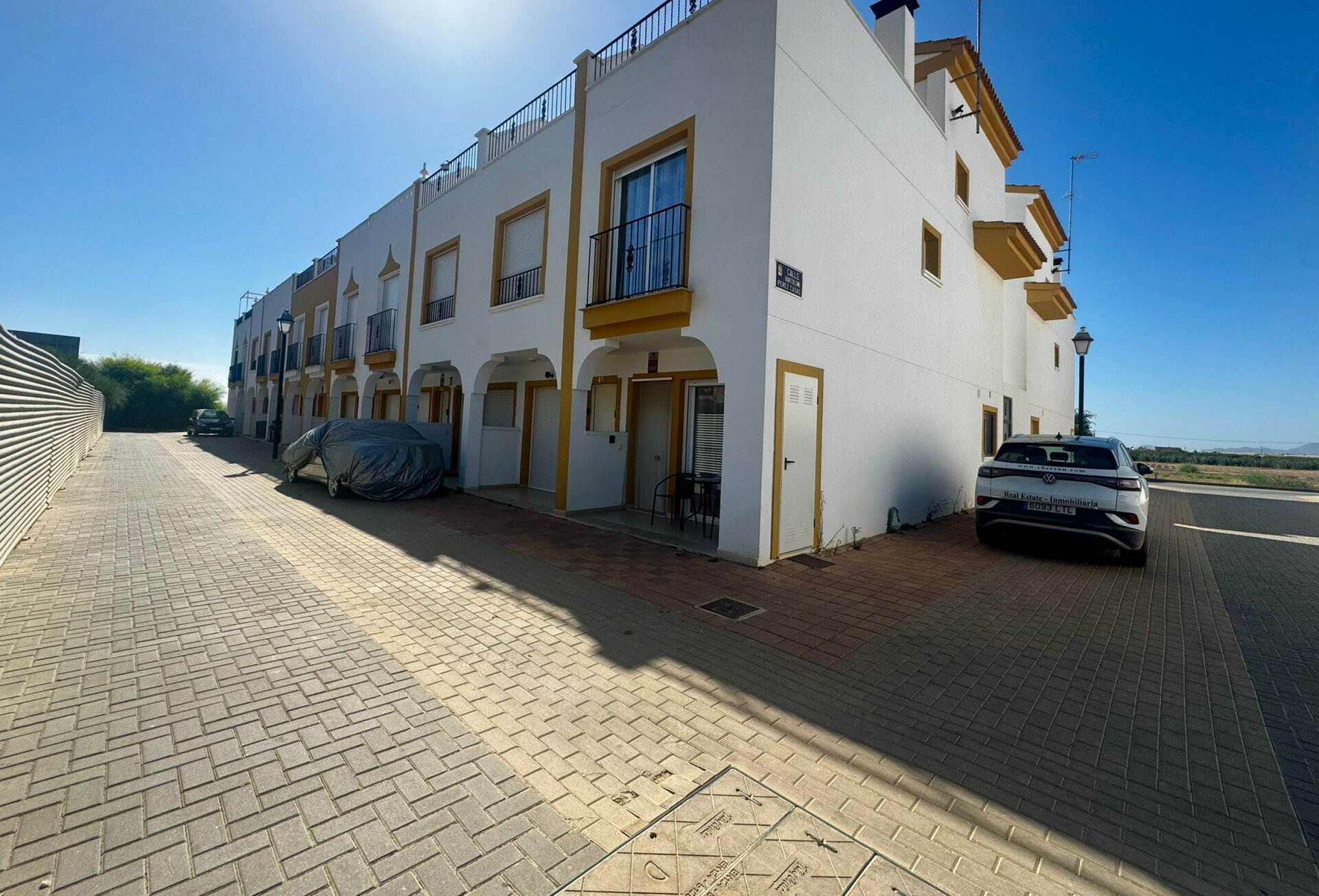 3-Bedroom Villa in Los Alcázares - Image 1