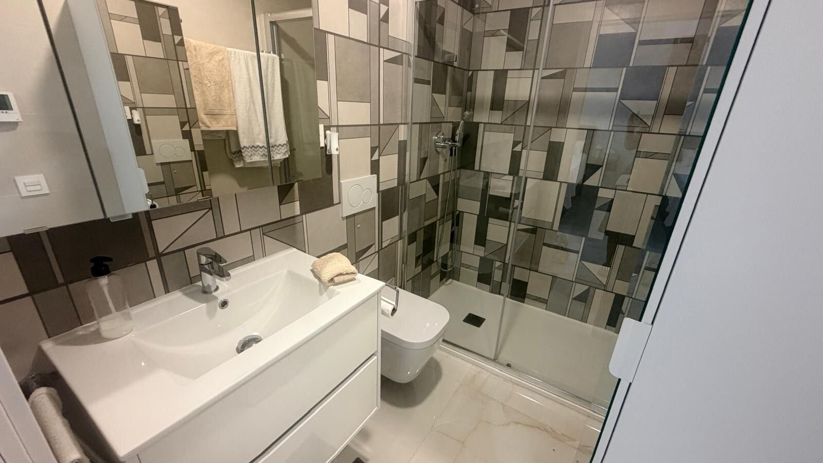 3-Bedroom Apartment in Pau 26, Orihuela Costa - Image 18