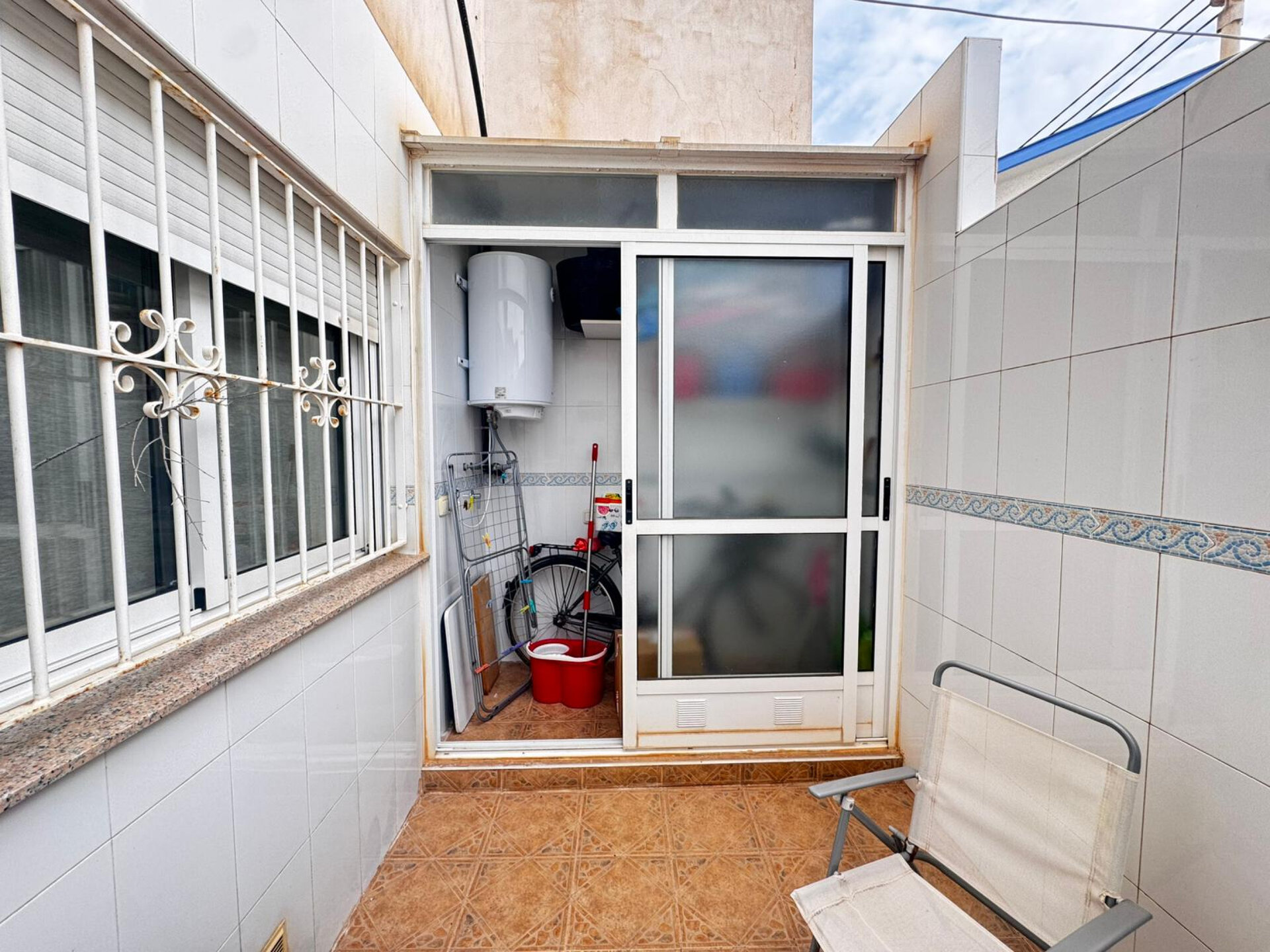 4-Bedroom Villa in Los Alcázares - Image 31