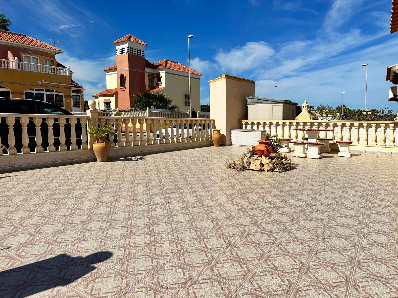 2-Bedroom House in Lomas de Cabo Roig, Orihuela Costa - Image 2