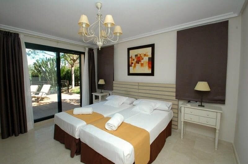 5-Bedroom Villa in La Manga Club-Atamaría, La Manga Club - Image 5