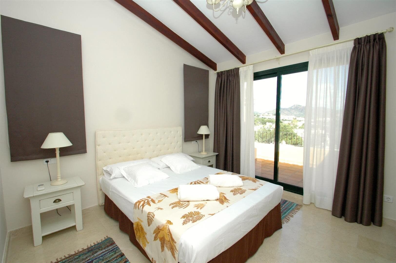 5-Bedroom Villa in La Manga Club-Atamaría, La Manga Club - Image 9