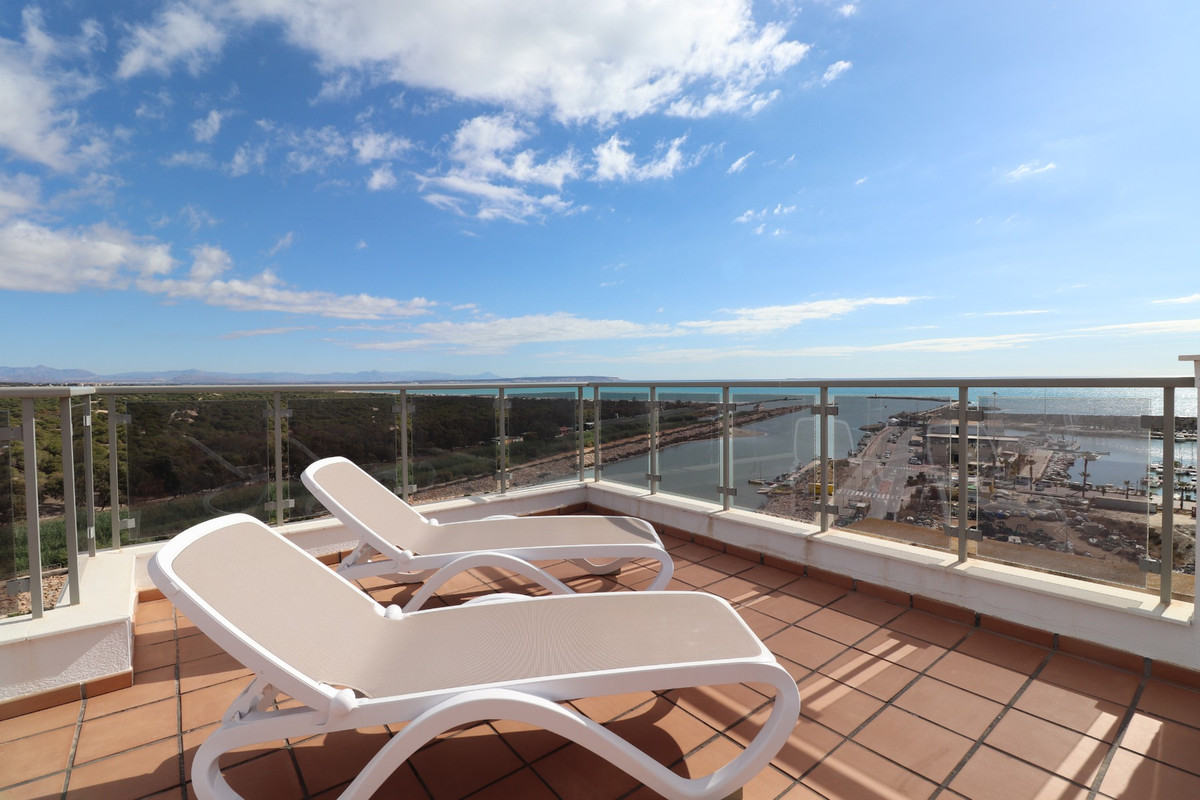 3-Bedroom Duplex Apartment in  Guardamar del Segura | Sun... - Image 1