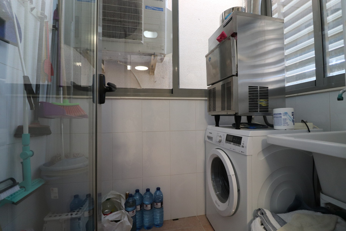 3-Bedroom Duplex Apartment in  Guardamar del Segura | Sun... - Image 10