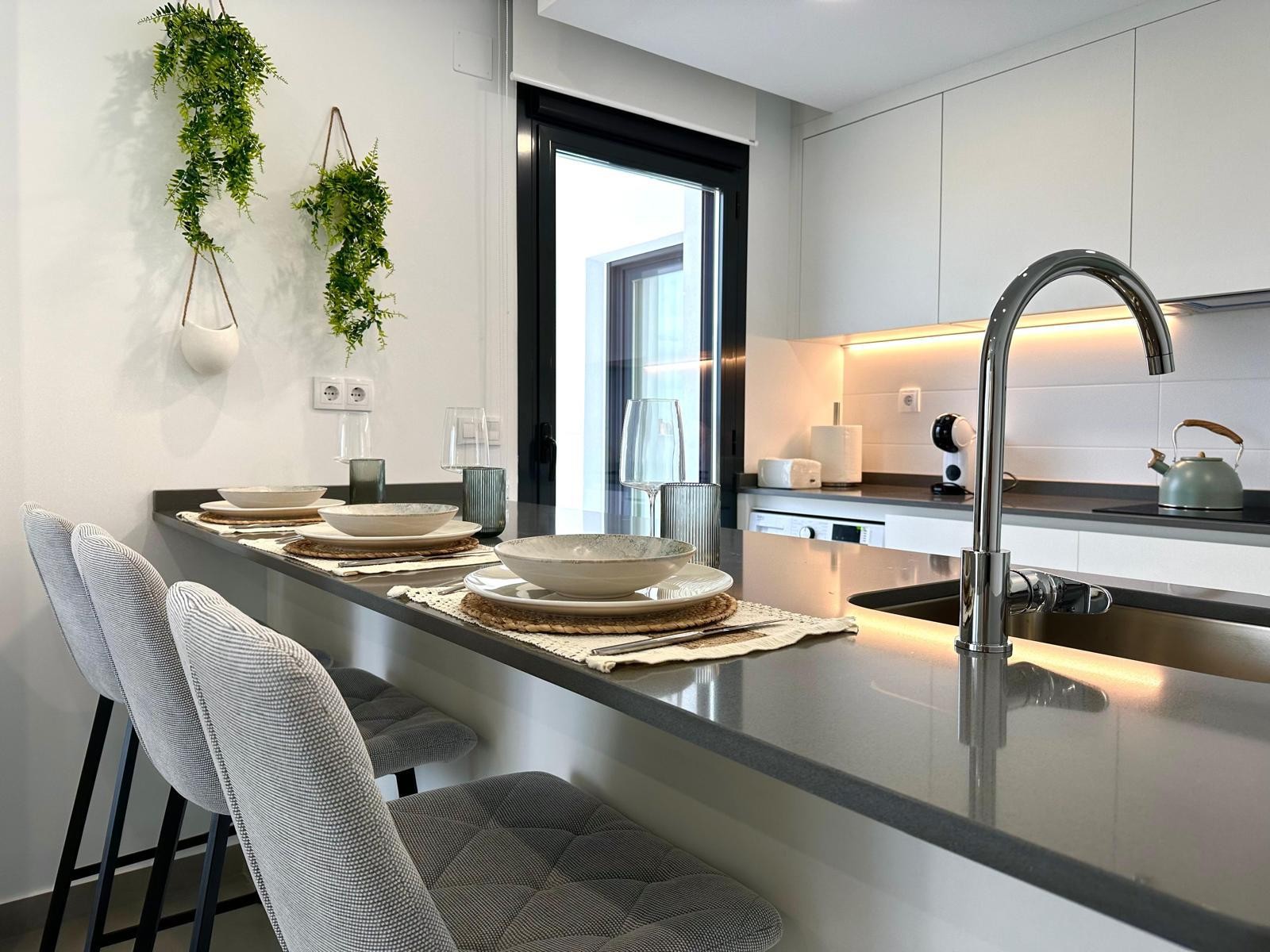 2-Bedroom Apartment in Torre - Pacheco - Image 5