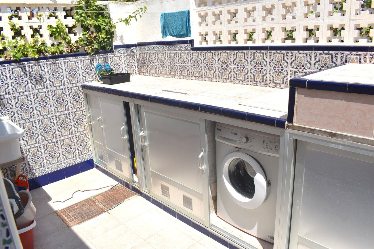 6-Bedroom Villa in El Edén - Los Estaños, Guardamar del Segura - Image 10