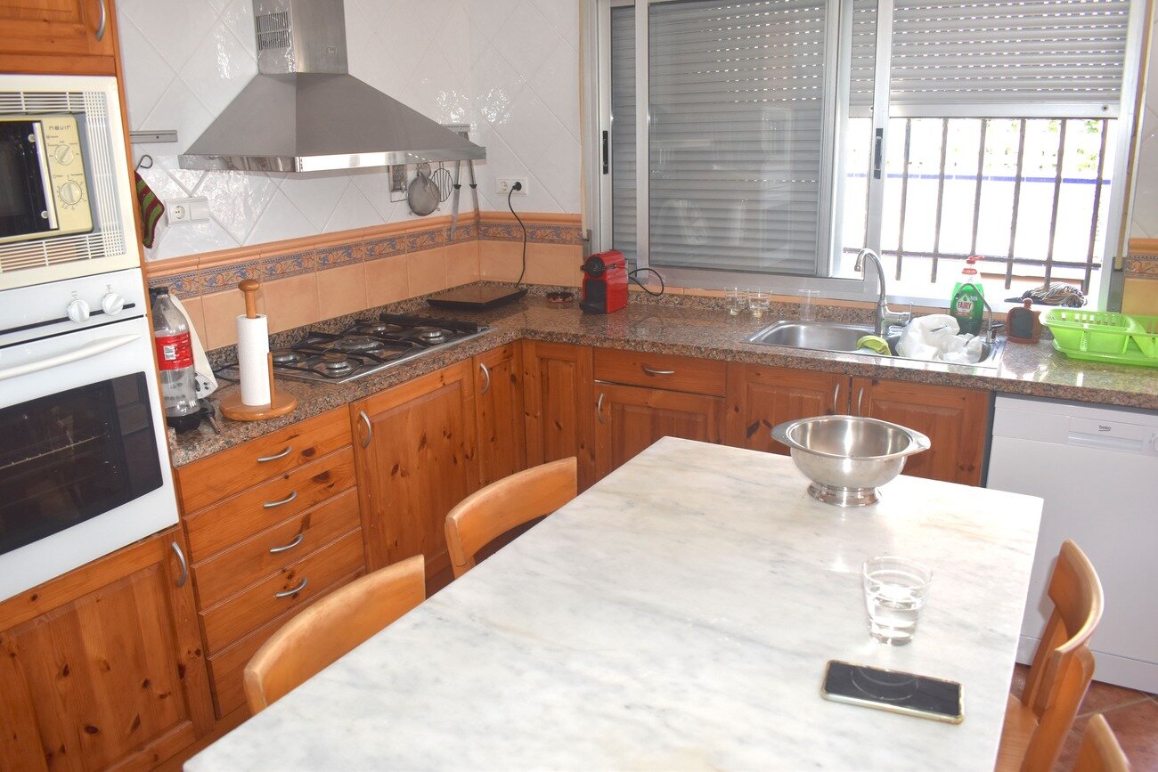 6-Bedroom Villa in El Edén - Los Estaños, Guardamar del Segura - Image 7