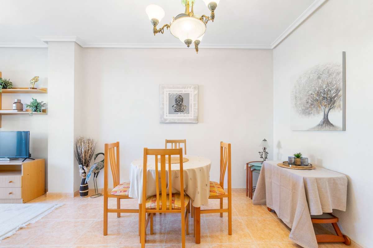 3-Bedroom Apartment in Centro, Torrevieja - Image 4