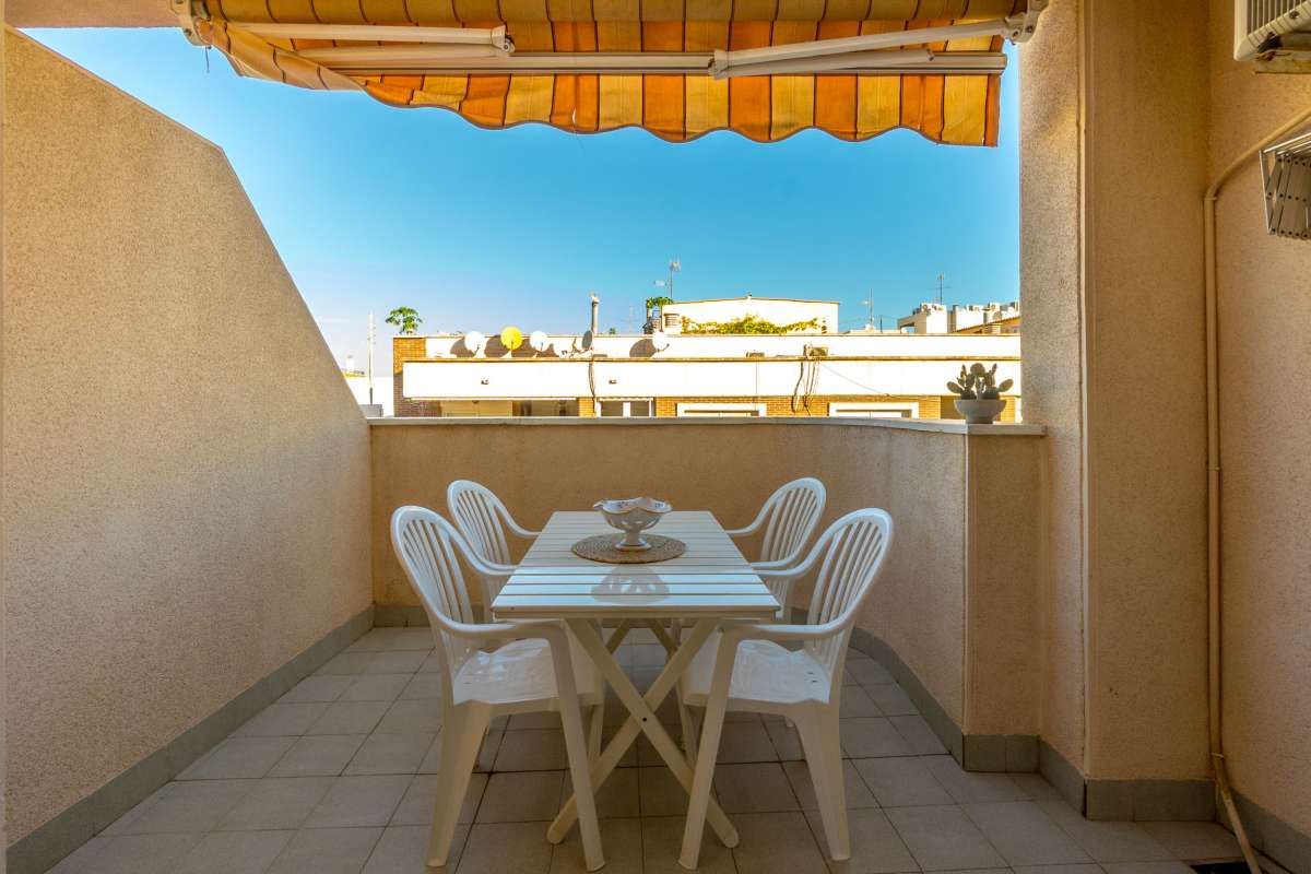 3-Bedroom Apartment in Centro, Torrevieja - Image 5
