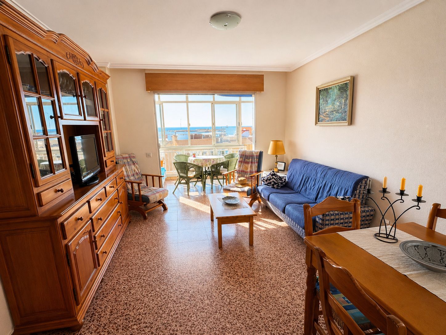 2-Bedroom Apartment in Los Europeos, Torrevieja - Image 4