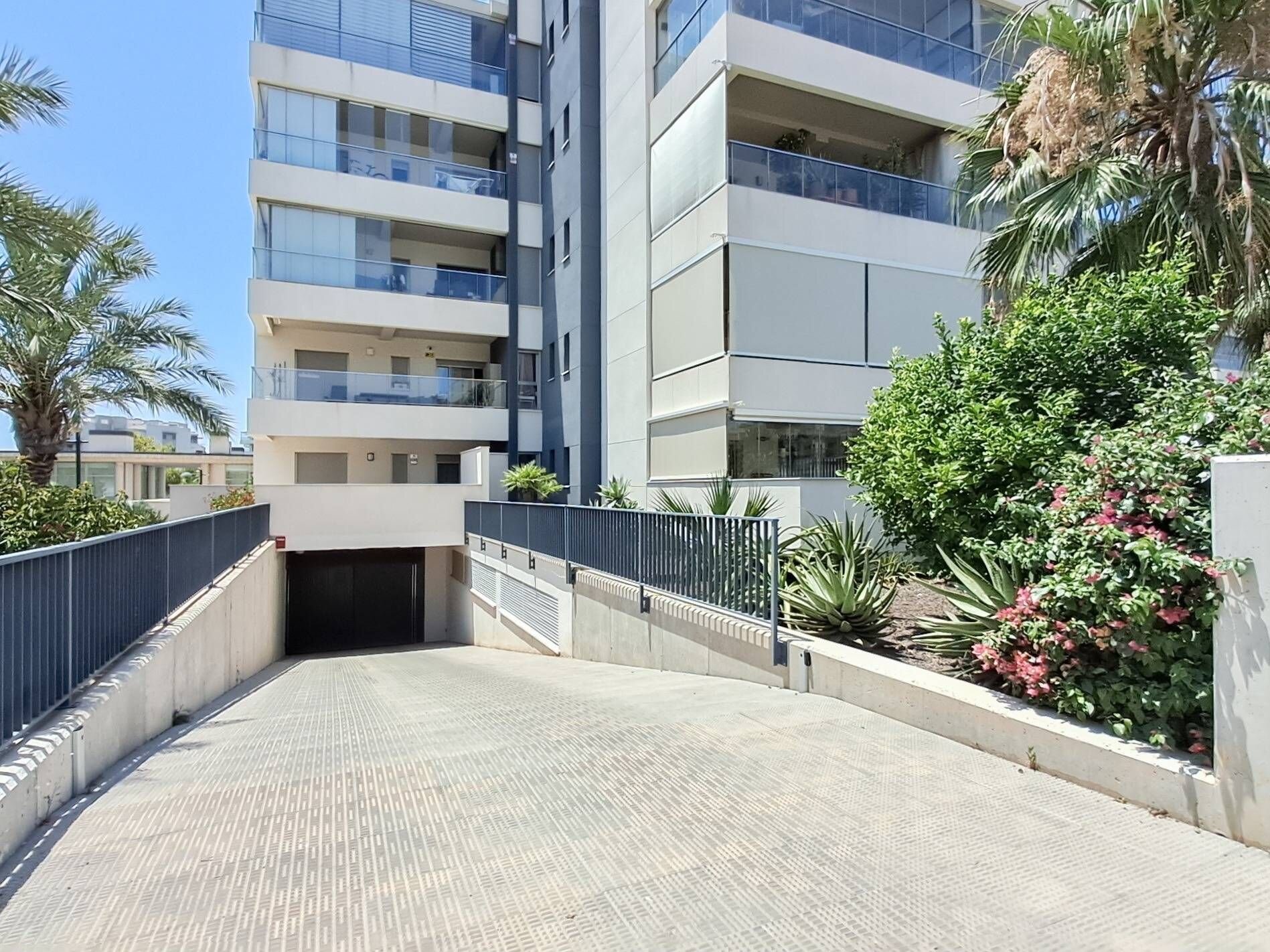 3-Bedroom Apartment in Los Dolses, Orihuela Costa - Image 43