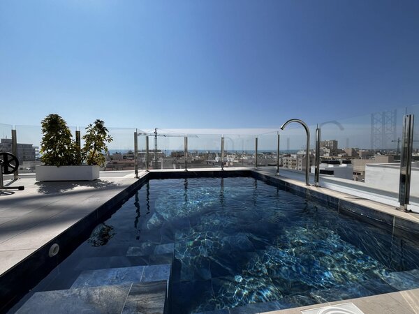 Apartamento de 2 Dormitorios en Playa del Cura, Torrevieja