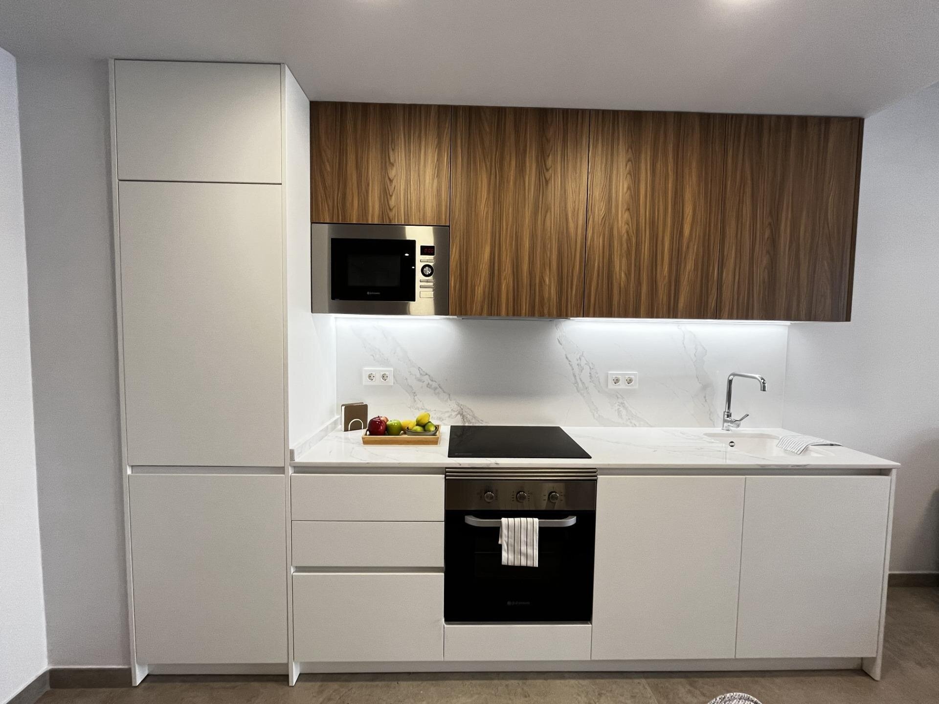2-Bedroom Apartment in Playa del Cura, Torrevieja - Image 14