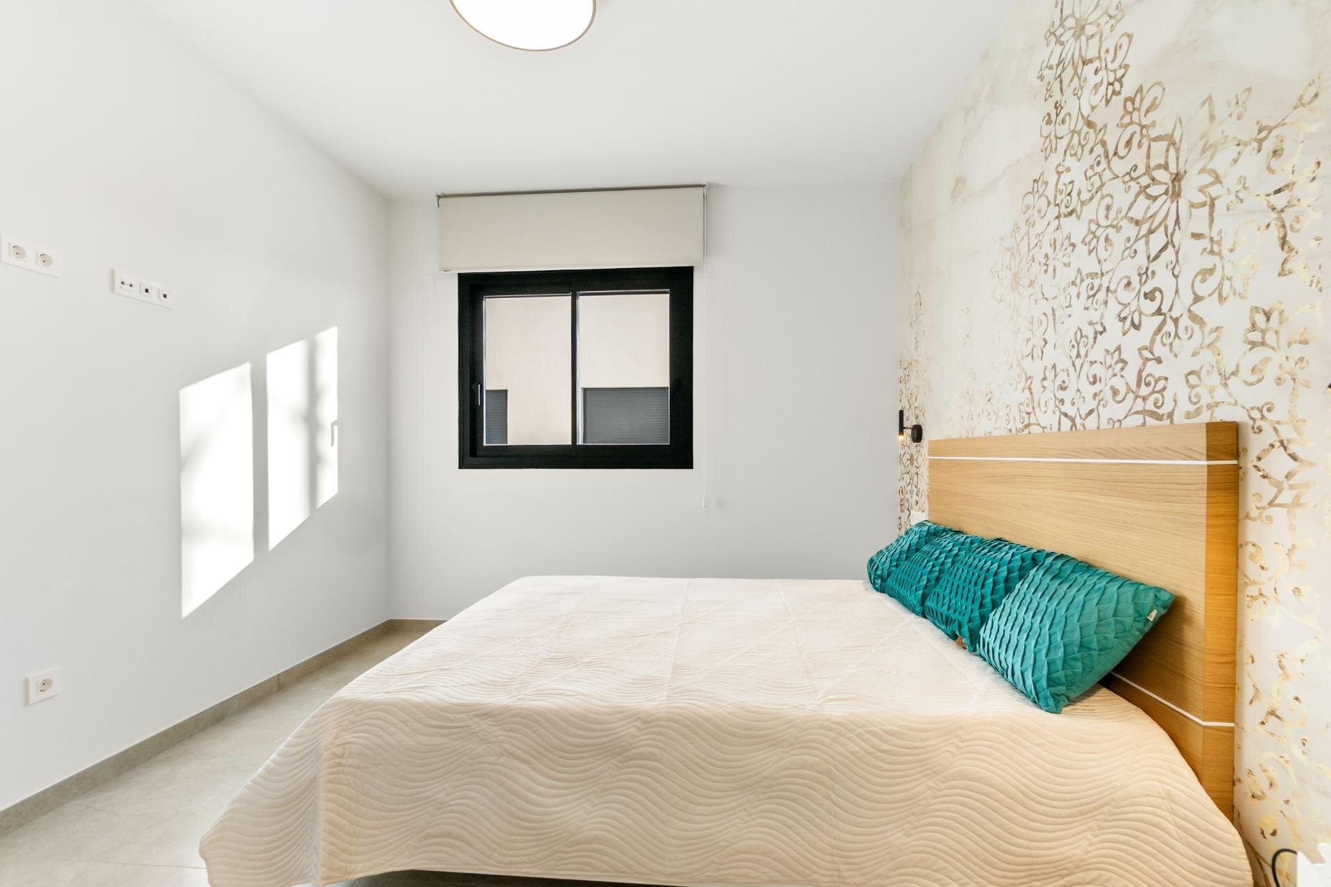 2-Bedroom Apartment in Playa del Cura, Torrevieja - Image 18