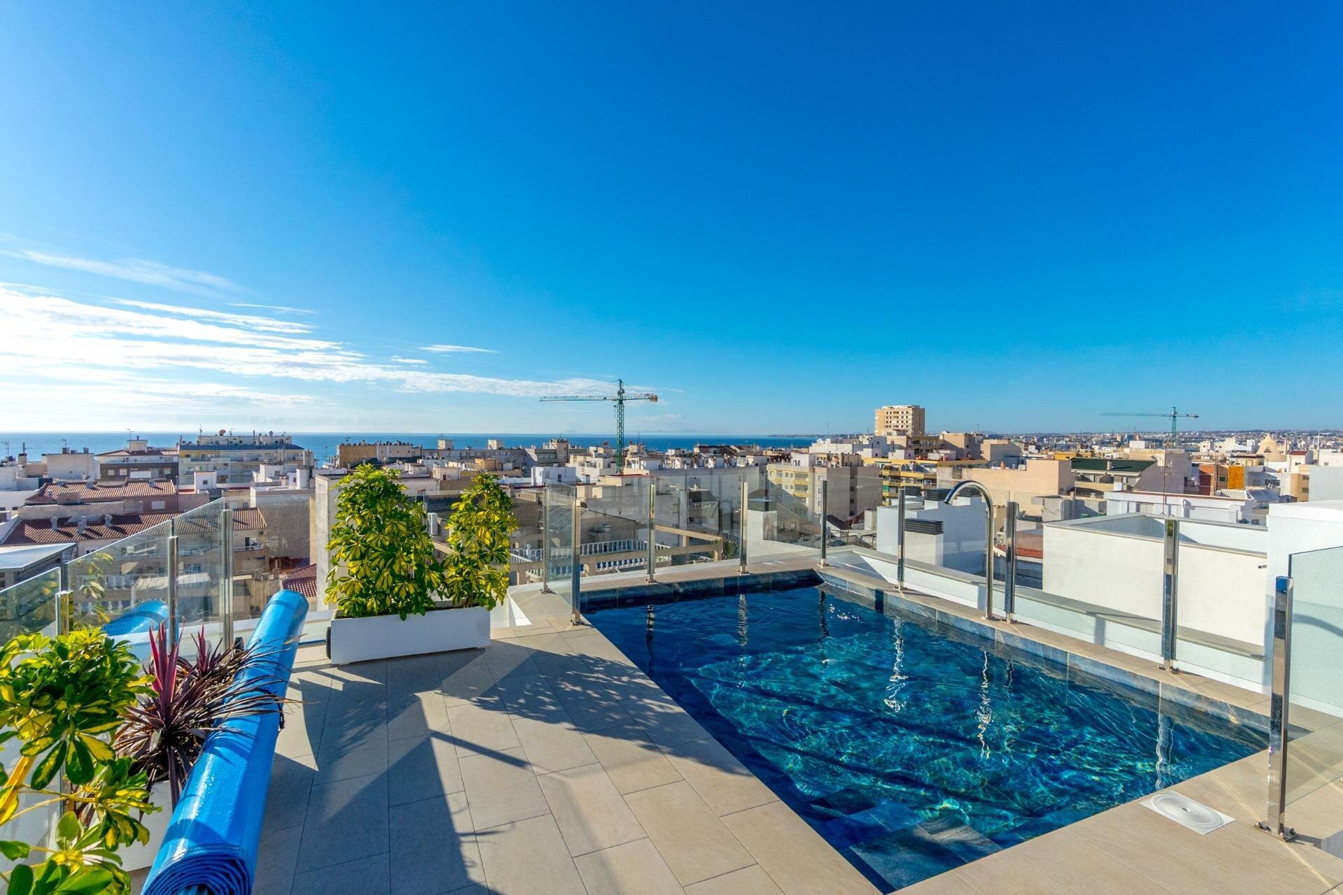 2-Bedroom Apartment in Playa del Cura, Torrevieja - Image 27