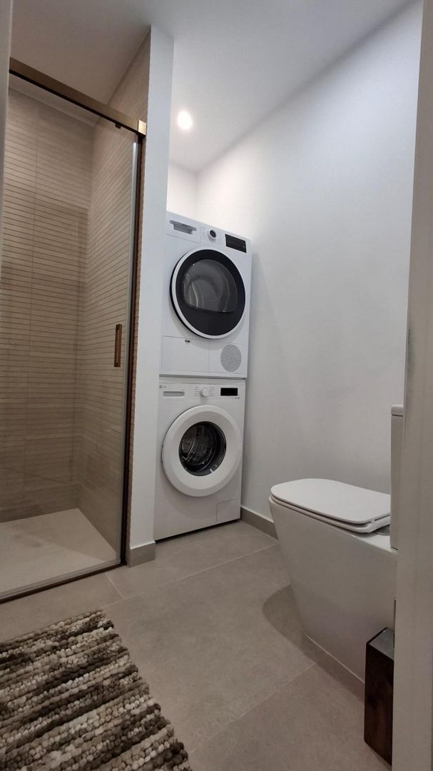 2-Bedroom Apartment in Acequion, Torrevieja - Image 11