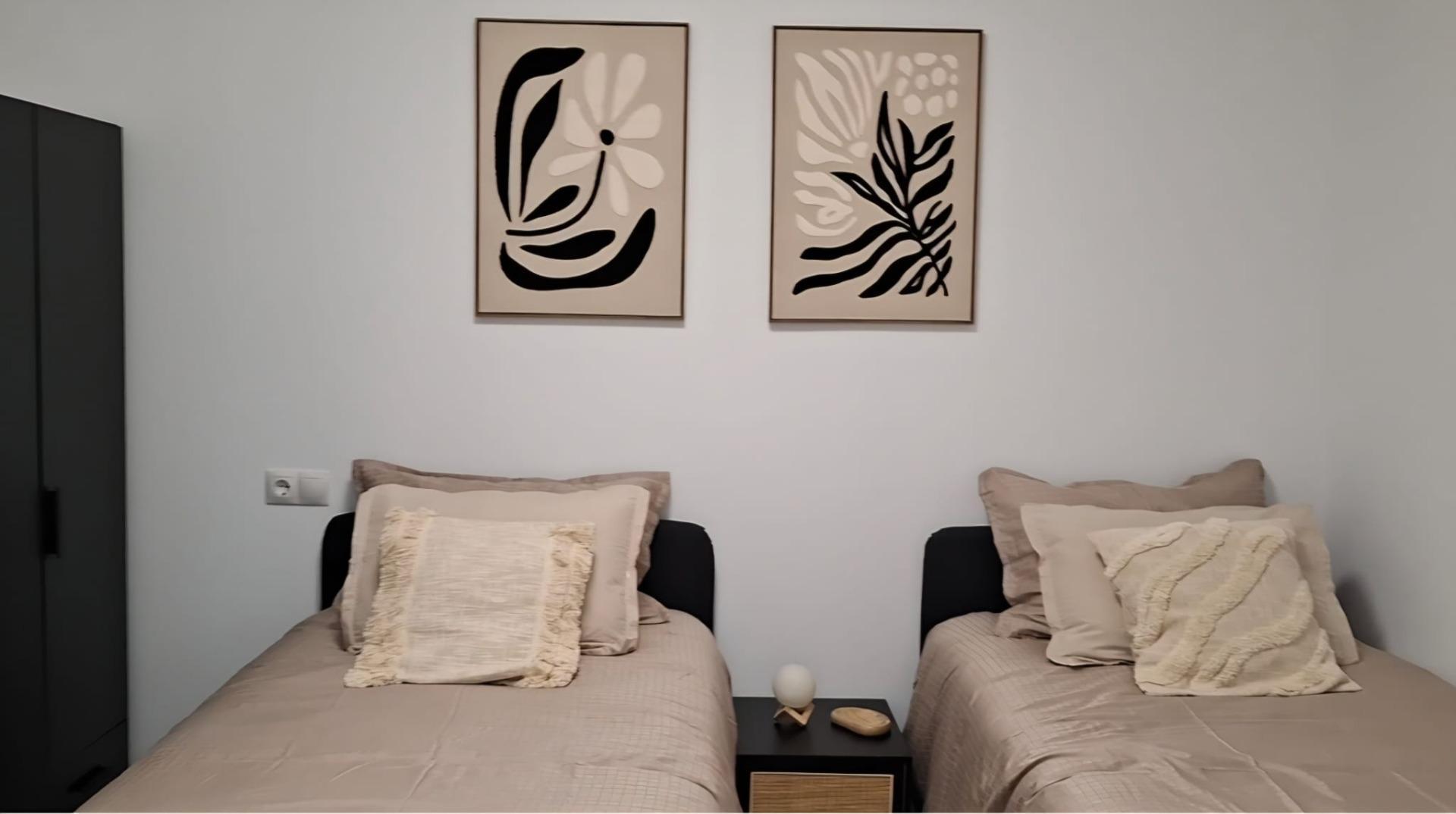 2-Bedroom Apartment in Acequion, Torrevieja - Image 8