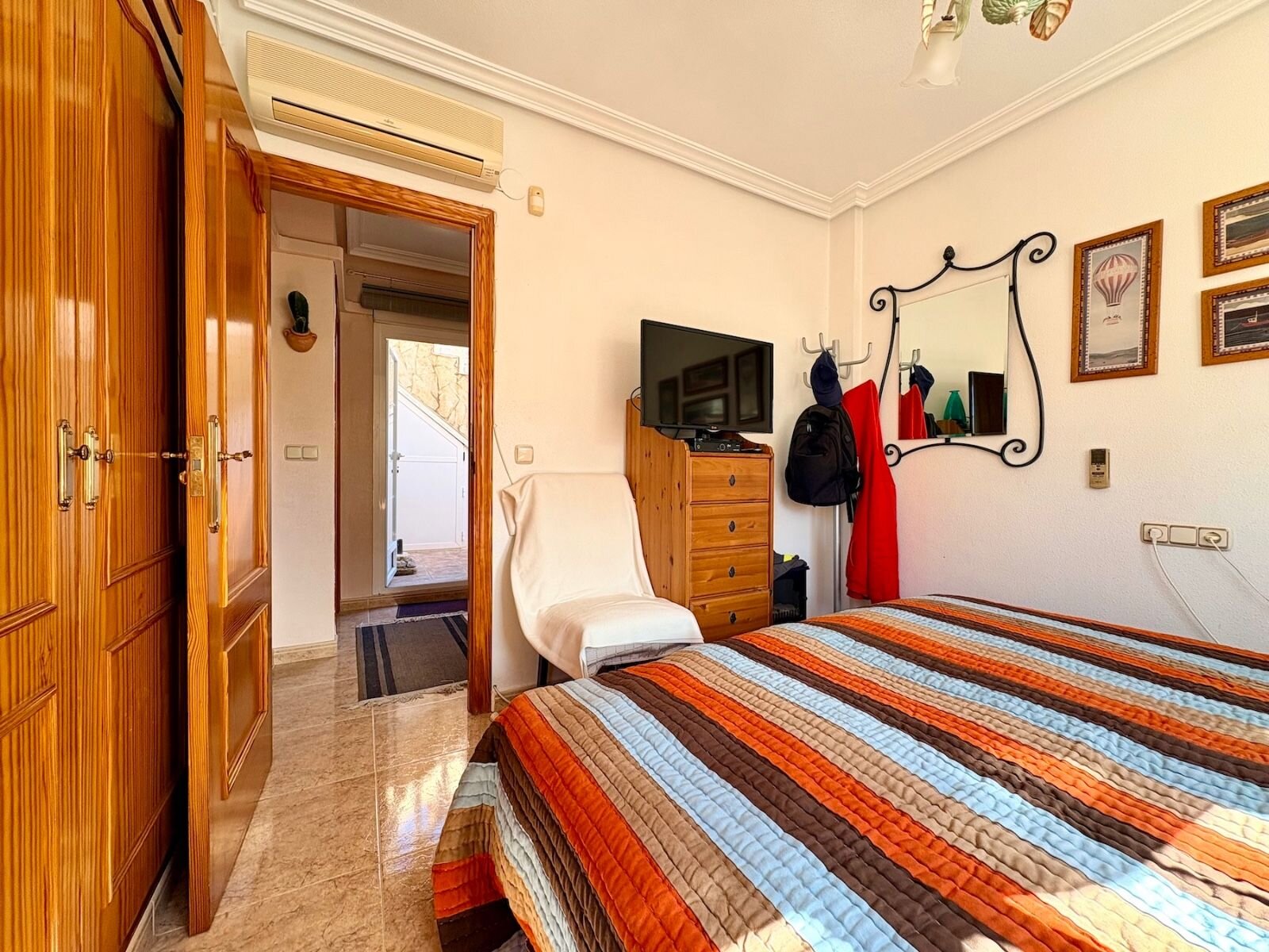 3-Bedroom House in Lomas de Cabo Roig, Orihuela Costa - Image 14