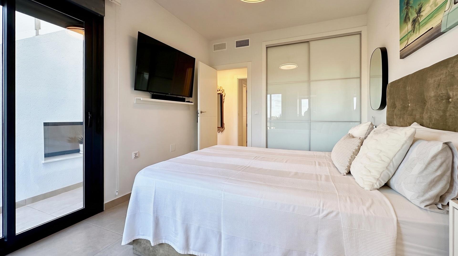 3-Bedroom House in Las Filipinas, Orihuela Costa - Image 13