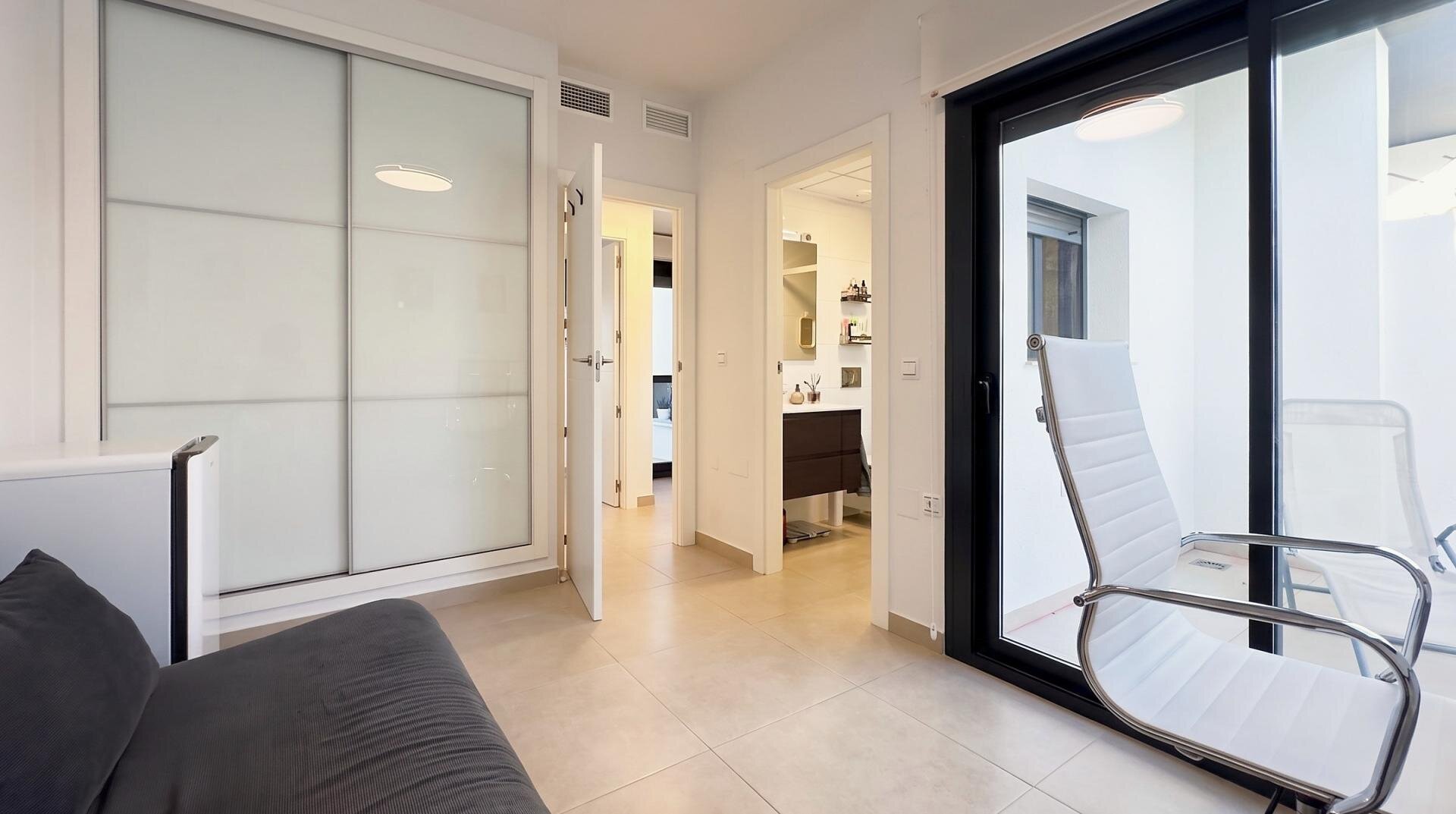 3-Bedroom House in Las Filipinas, Orihuela Costa - Image 18